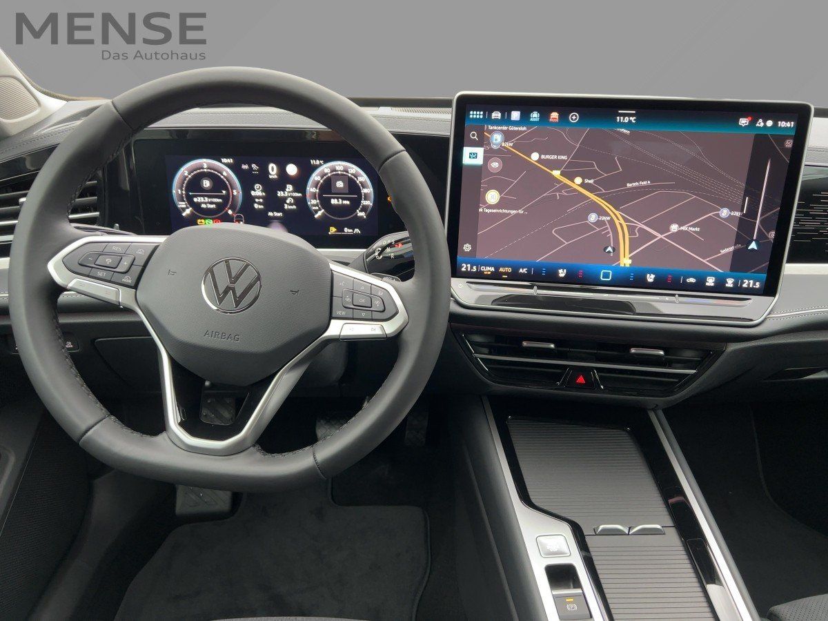 Fahrzeug autohaus mense Fahrzeugabbildung Volkswagen Passat TDI Elegance AHK Navi HUD 360° Winterräde
