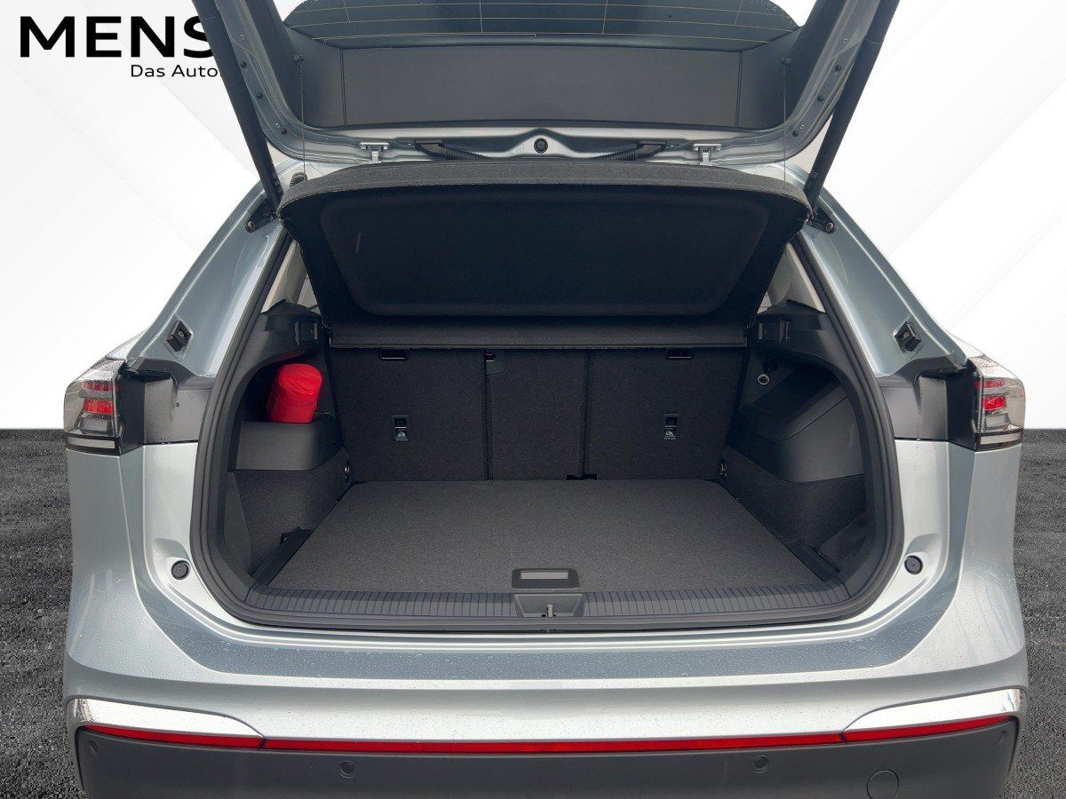 Fahrzeugabbildung Volkswagen Tiguan TDI Elegance AHK Nav 360° IQ.Light eKlapp