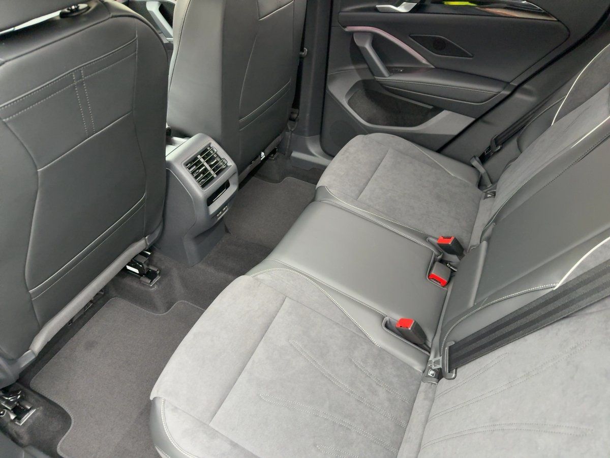 Fahrzeugabbildung Volkswagen Tiguan TDI DSG Elegance Nav 360° IQ.Light eKlapp