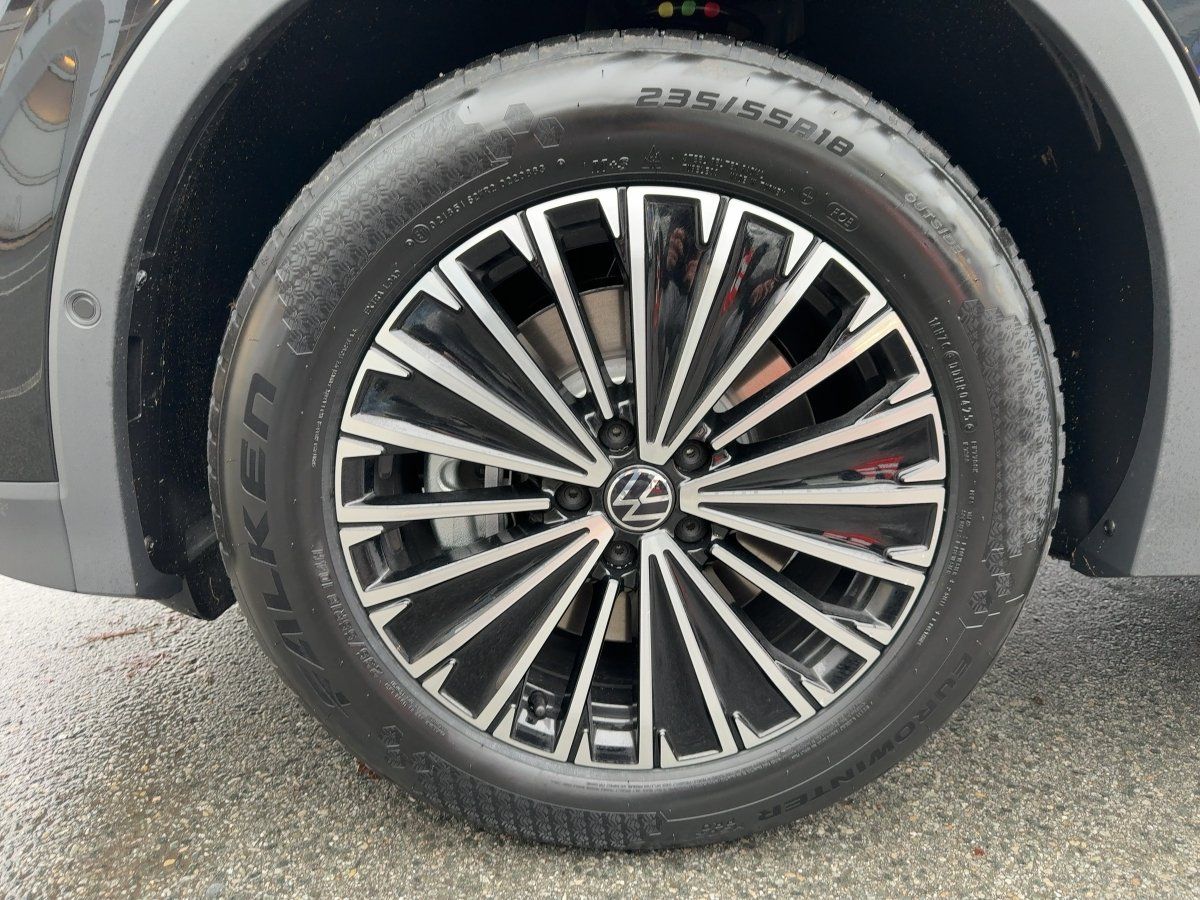 Fahrzeugabbildung Volkswagen Tiguan TDI DSG Elegance Nav 360° IQ.Light eKlapp