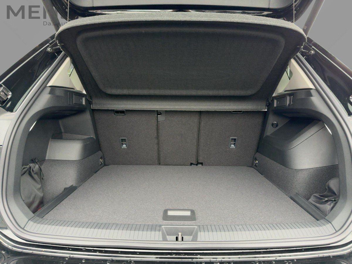 Fahrzeugabbildung Volkswagen Tiguan TDI DSG Elegance Nav 360° IQ.Light eKlapp