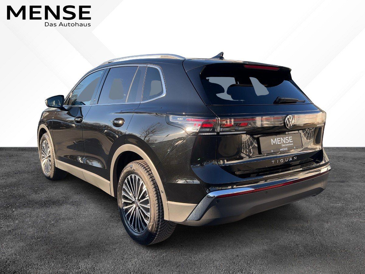 Fahrzeugabbildung Volkswagen Tiguan TDI Elegance AHK HarmanKardon IQ.Light Na