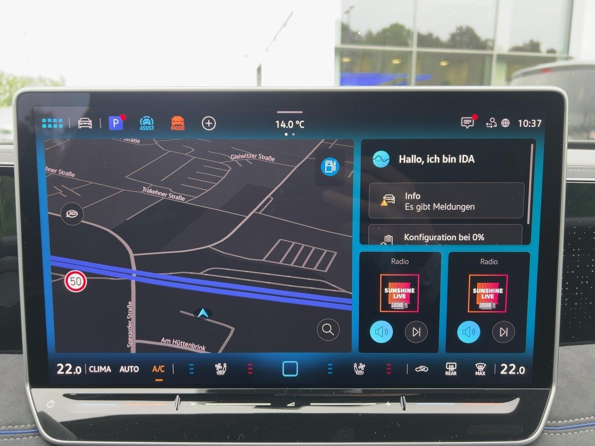 Fahrzeugabbildung Volkswagen Tiguan TDI R-Line Leder Navi HUD 360° Winterräde