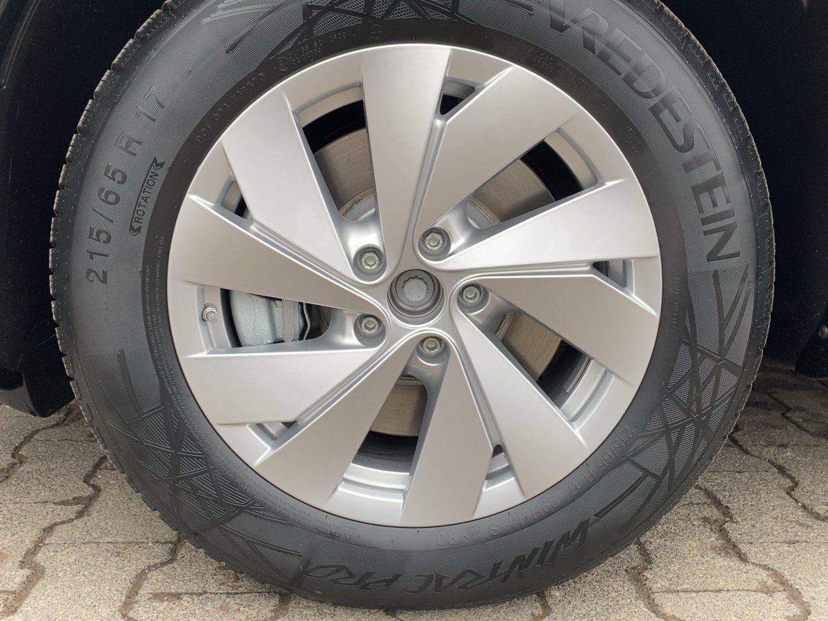 Fahrzeug autohaus mense Fahrzeugabbildung Volkswagen Tiguan TDI R-Line Leder Navi HUD 360° Winterräde