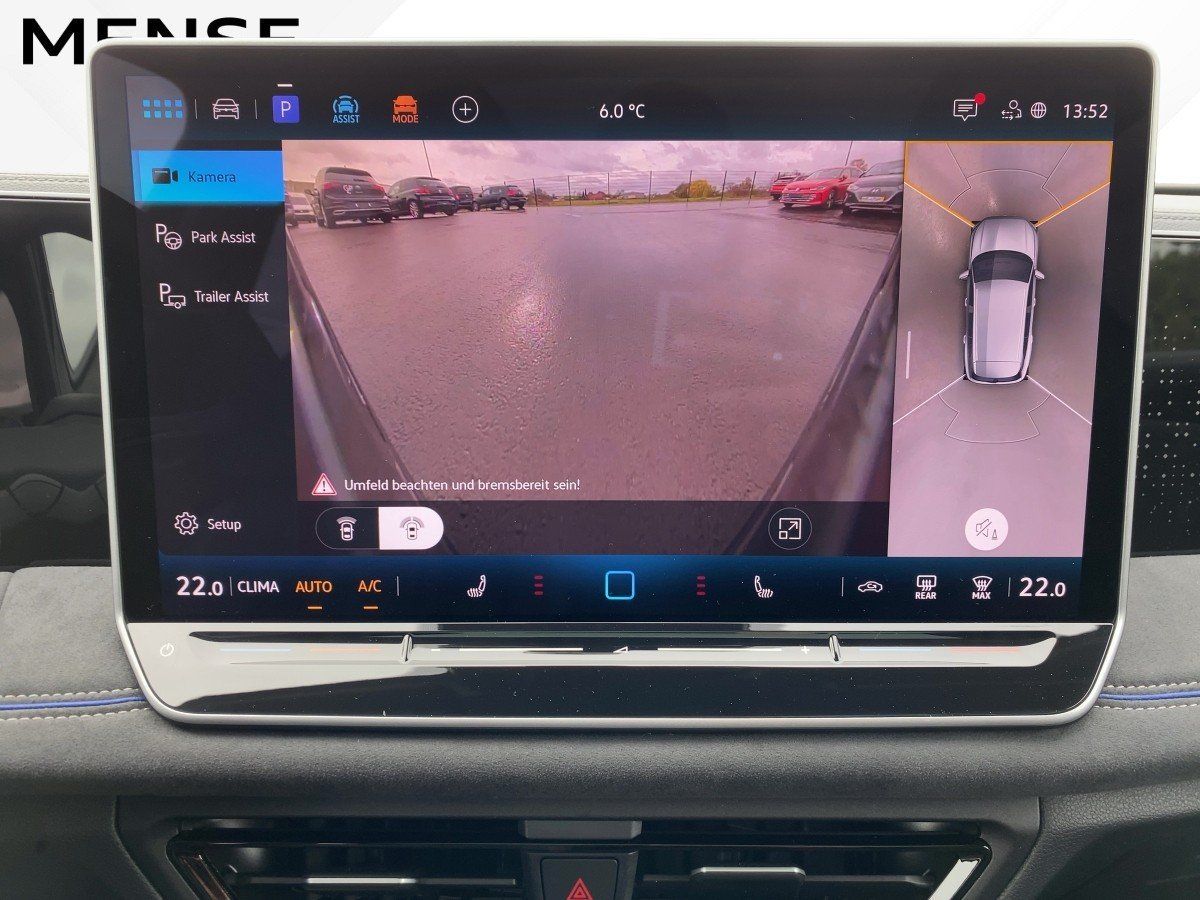 Fahrzeugabbildung Volkswagen Tiguan TDI R-Line AHK Pano BlackStyle Nav HUD 36