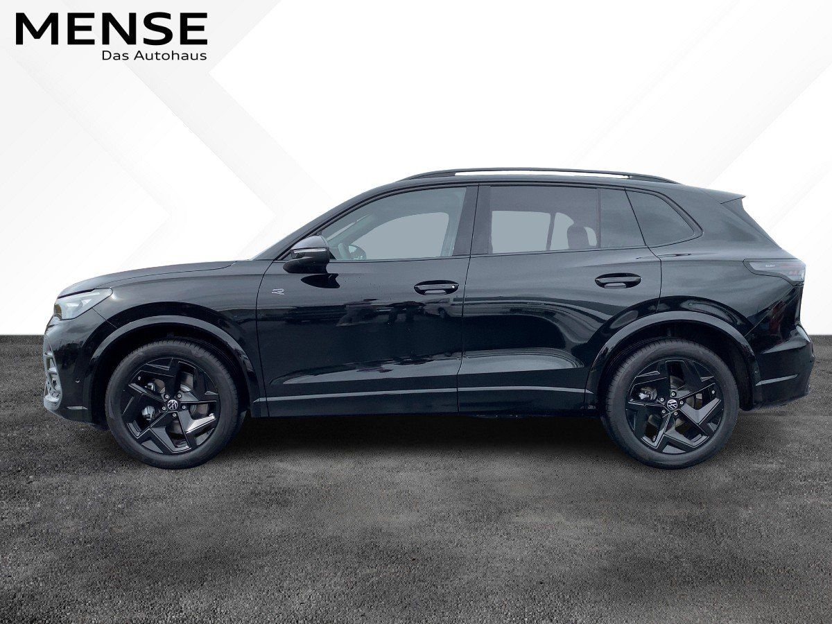 Fahrzeugabbildung Volkswagen Tiguan TDI R-Line AHK Pano BlackStyle Nav HUD 36