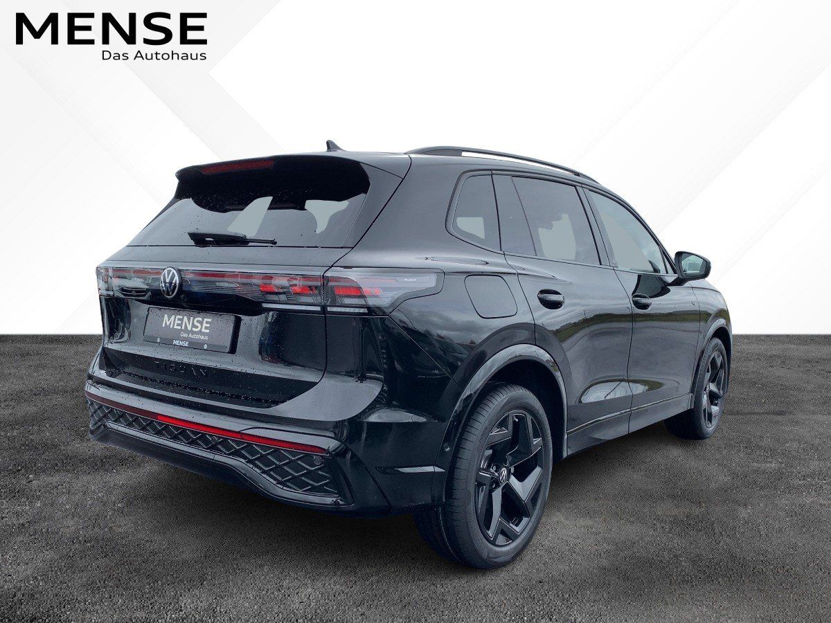 Fahrzeugabbildung Volkswagen Tiguan TDI R-Line AHK Pano BlackStyle Nav HUD 36