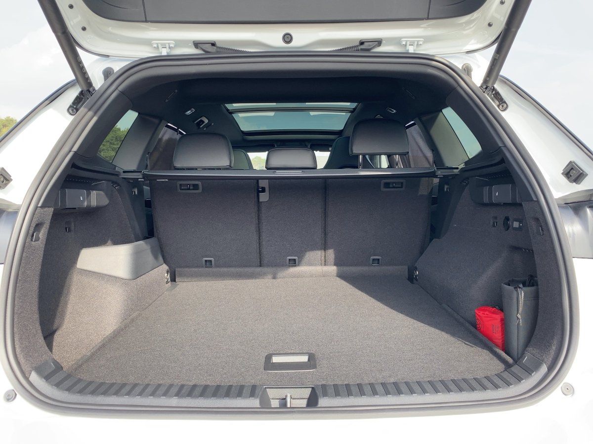 Fahrzeugabbildung Volkswagen Tayron TDI 4M R-Line AHK Pano BlackStyle Navi HU