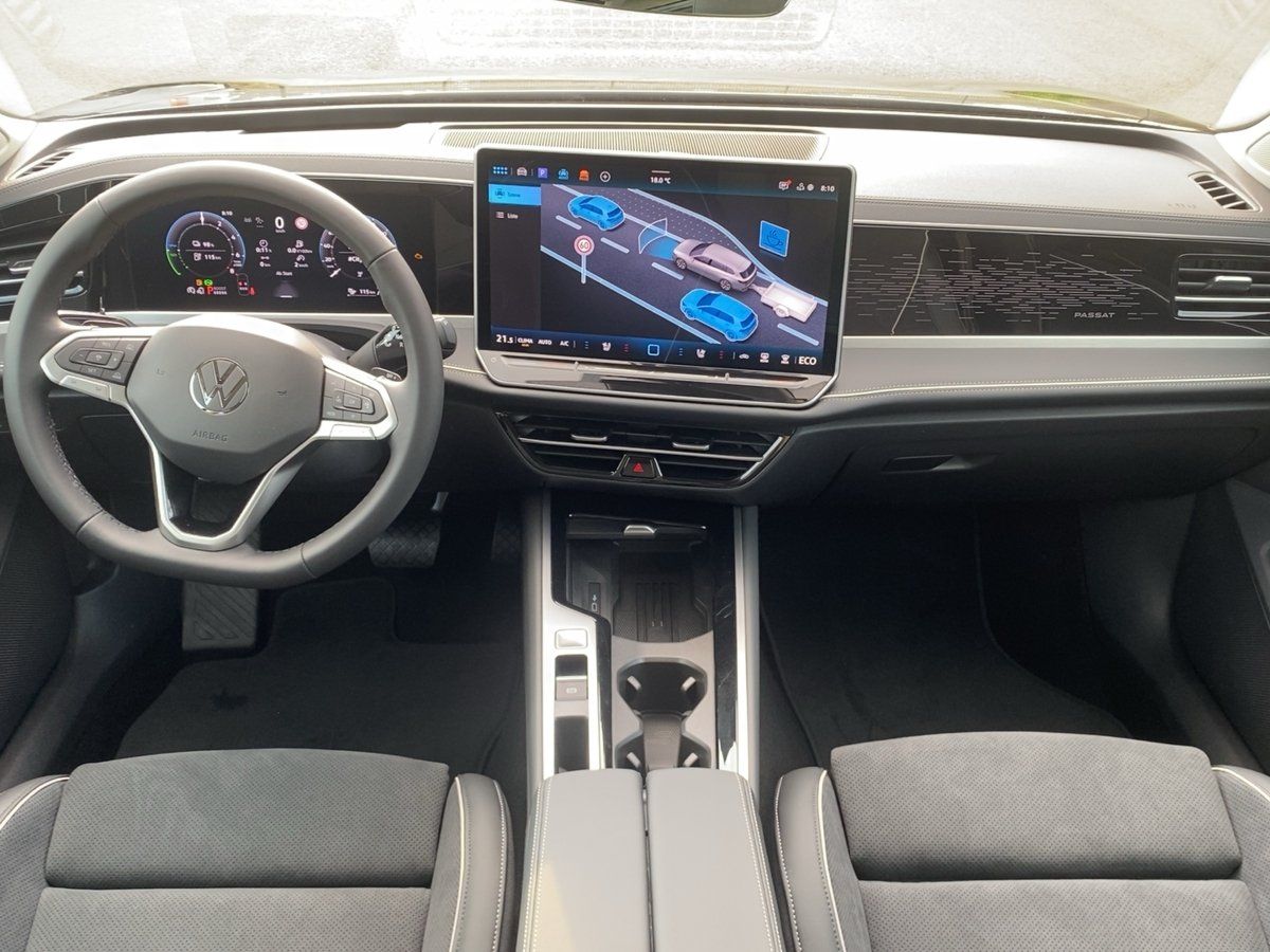 Fahrzeug autohaus mense Fahrzeugabbildung Volkswagen Passat 1.5 eHybrid Elegance AHK Navi HUD DCC 360