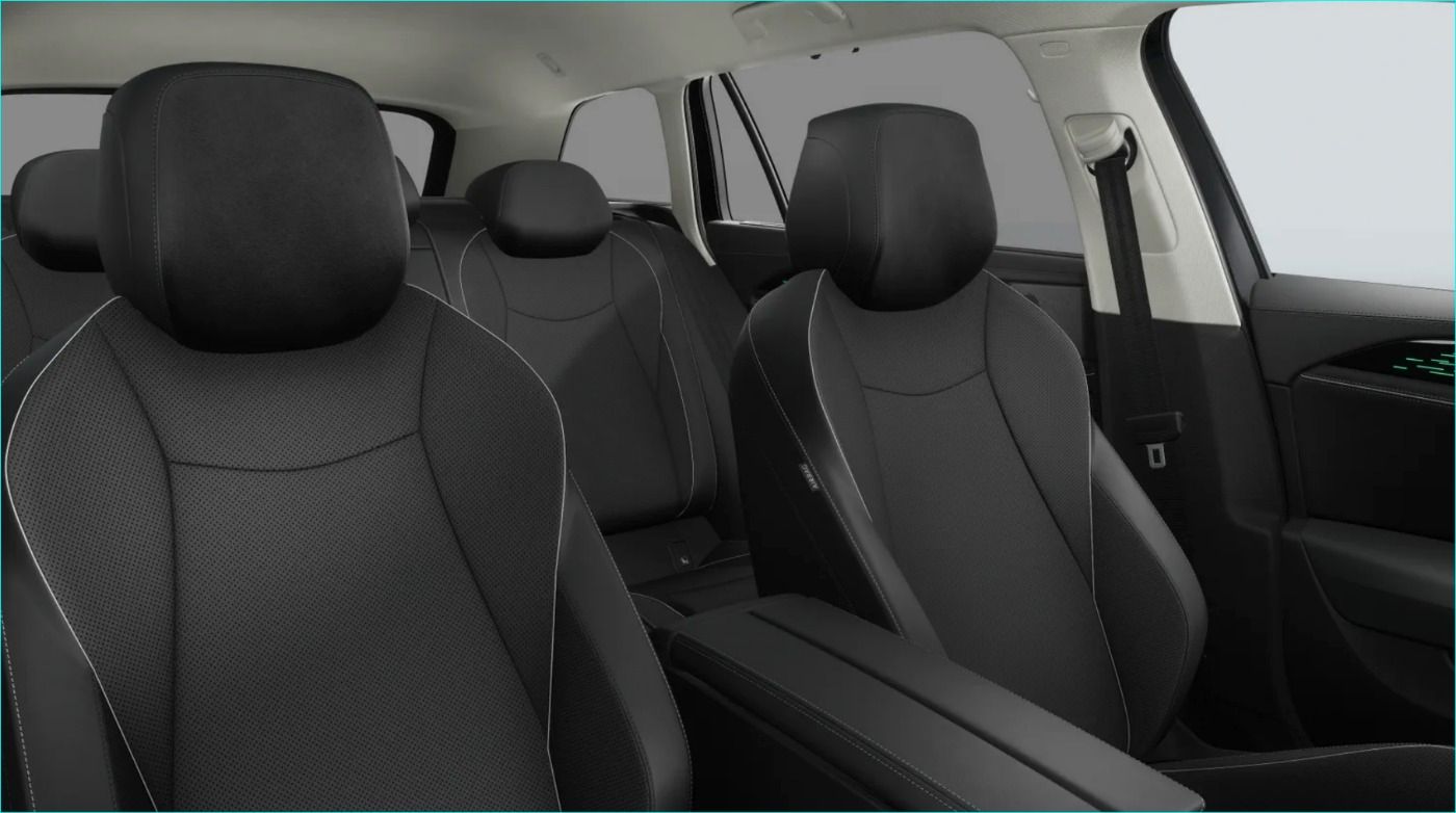 Fahrzeugabbildung Volkswagen Passat 1.5 eHybrid Elegance AHK Navi HUD DCC 360