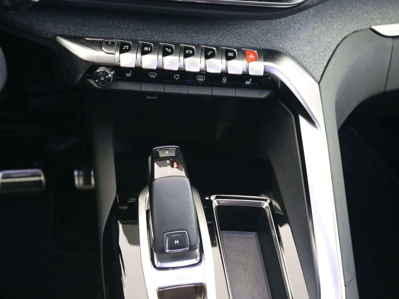 Fahrzeug autohaus mense Fahrzeugabbildung Peugeot 3008 Allure 1.6 PureTech 180 AHK|LED|Navi|Kamera