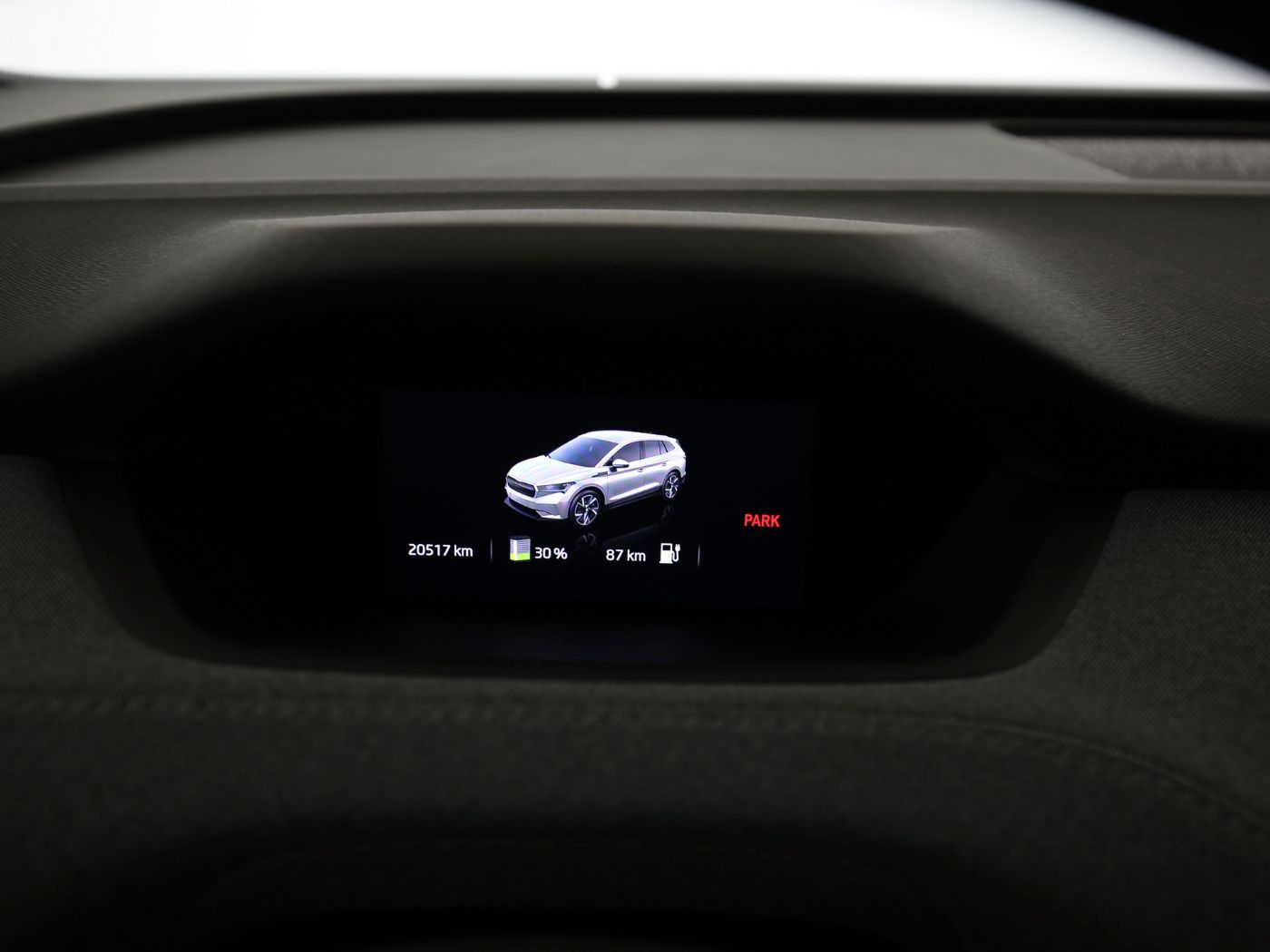 Fahrzeugabbildung SKODA Enyaq 60 Loft AHK|LED|Navi|VirtualCP|Akustikglas