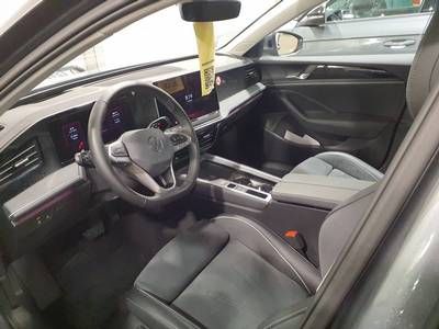 Fahrzeugabbildung Volkswagen Passat Variant 1.5 TSI eHybrid CarPlay|AHK|HUD