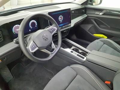 Fahrzeugabbildung Volkswagen Passat Variant 1.5 TSI eHybrid CarPlay|AHK|HUD