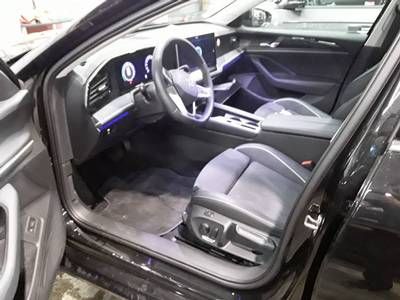 Fahrzeugabbildung Volkswagen Passat Variant 1.5 TSI eHybrid CarPlay|AHK|HUD