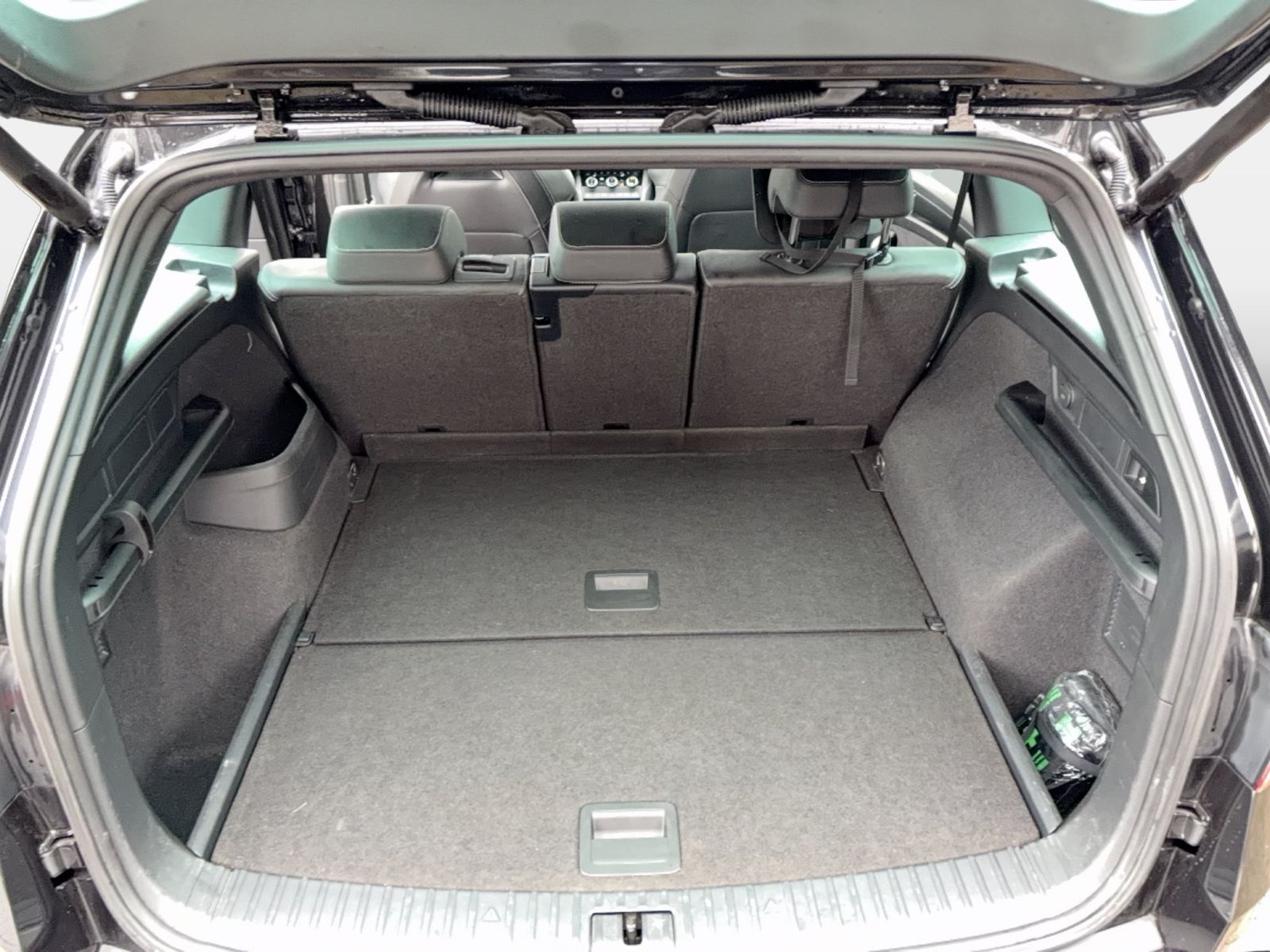 Fahrzeug autohaus mense Fahrzeugabbildung SKODA Kodiaq 2.0 TDI DSG 4x4 Sportline AHK|Pano|SD|ACC