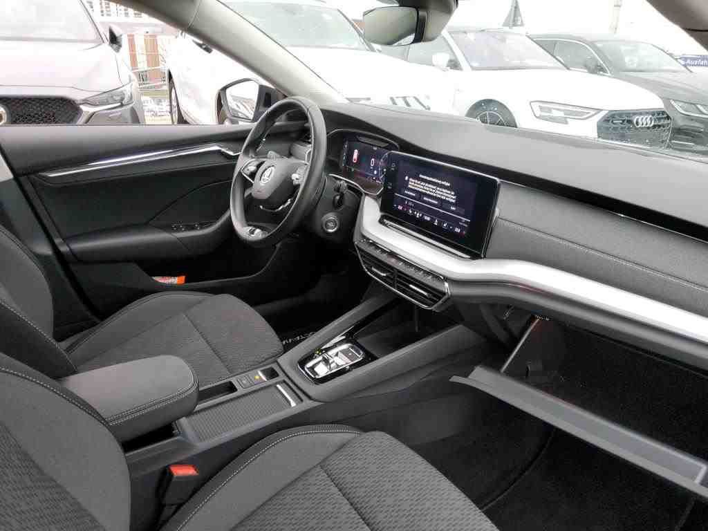 Fahrzeug autohaus mense Fahrzeugabbildung SKODA Octavia Combi 2.0 TDI Style HUD|Pano|SD|4xSHZG