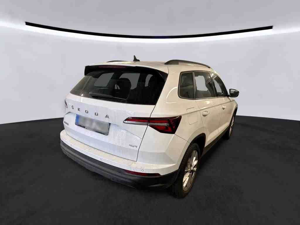 Fahrzeugabbildung SKODA Karoq 2.0 TDI Style AHK|4xSHZG|ACC|LED|Navi|PDC