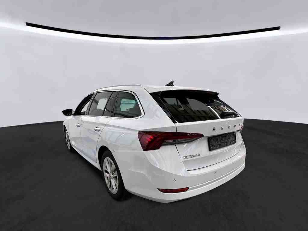 Fahrzeugabbildung SKODA Octavia Combi 2.0 TDI Style AHK|HUD|ACC|LED|Navi