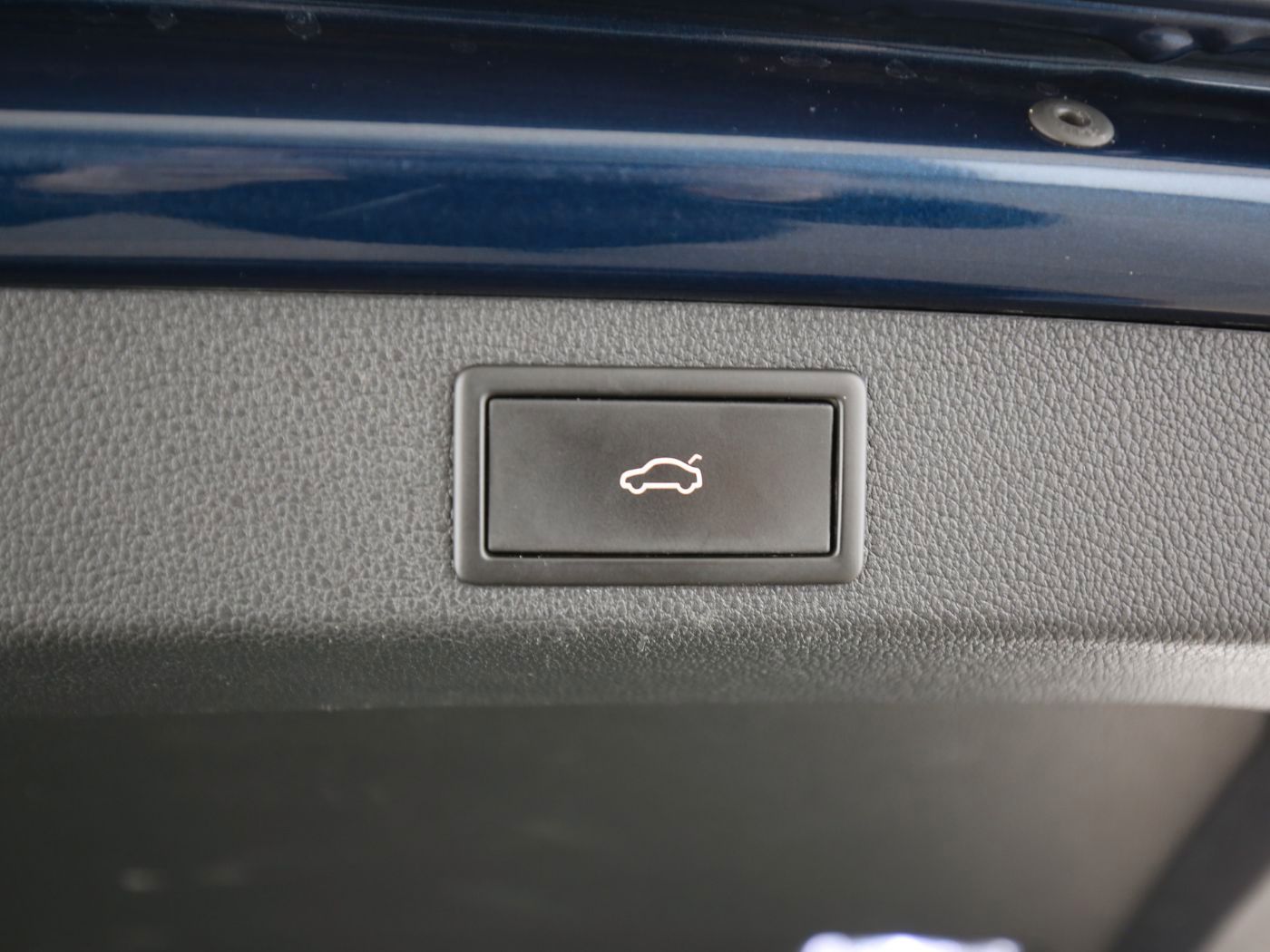 Fahrzeugabbildung SKODA Superb Combi 1.4 TSI Style iV Standhzg|ACC|LED