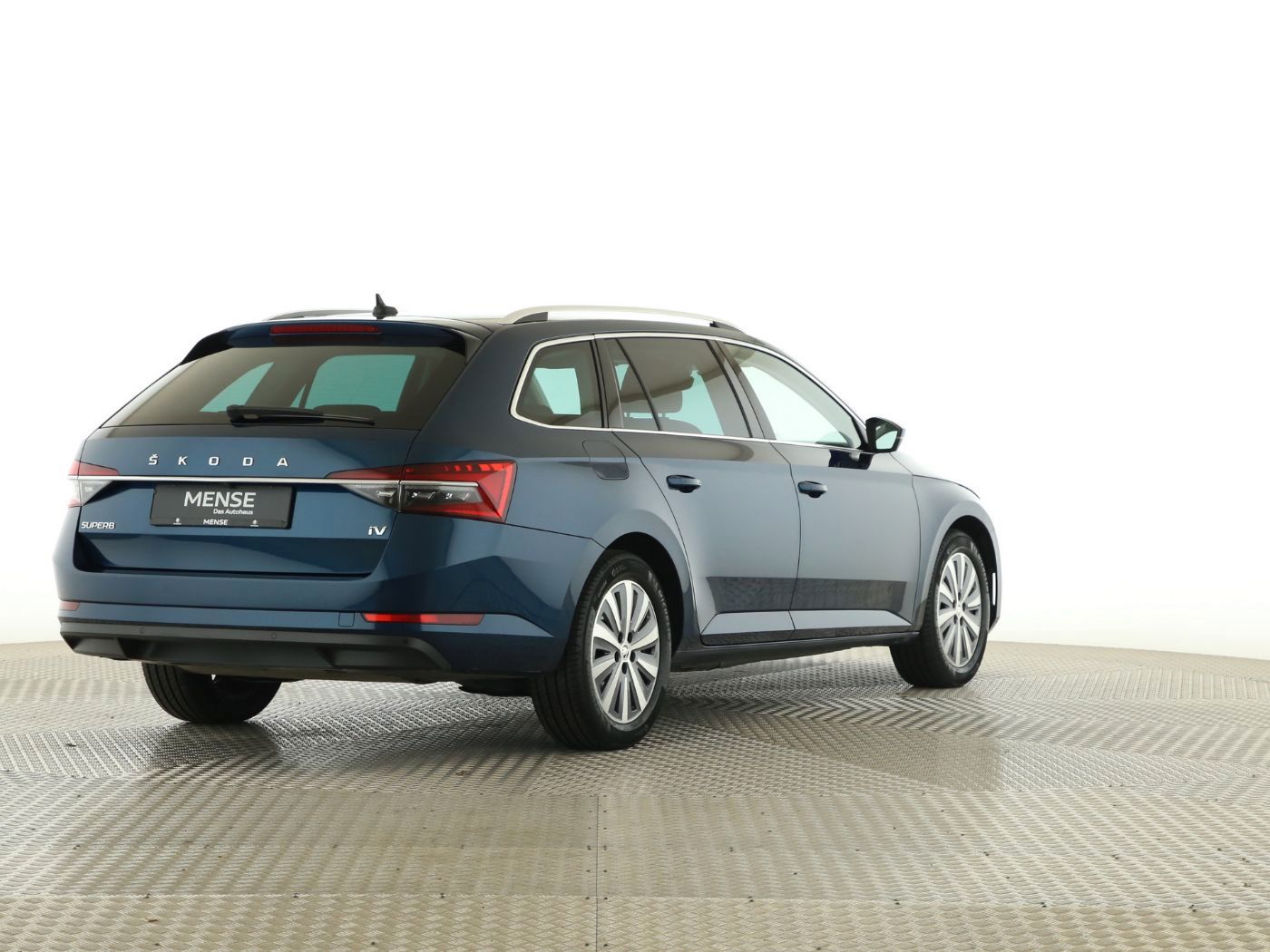 Fahrzeugabbildung SKODA Superb Combi 1.4 TSI Style iV Standhzg|ACC|LED