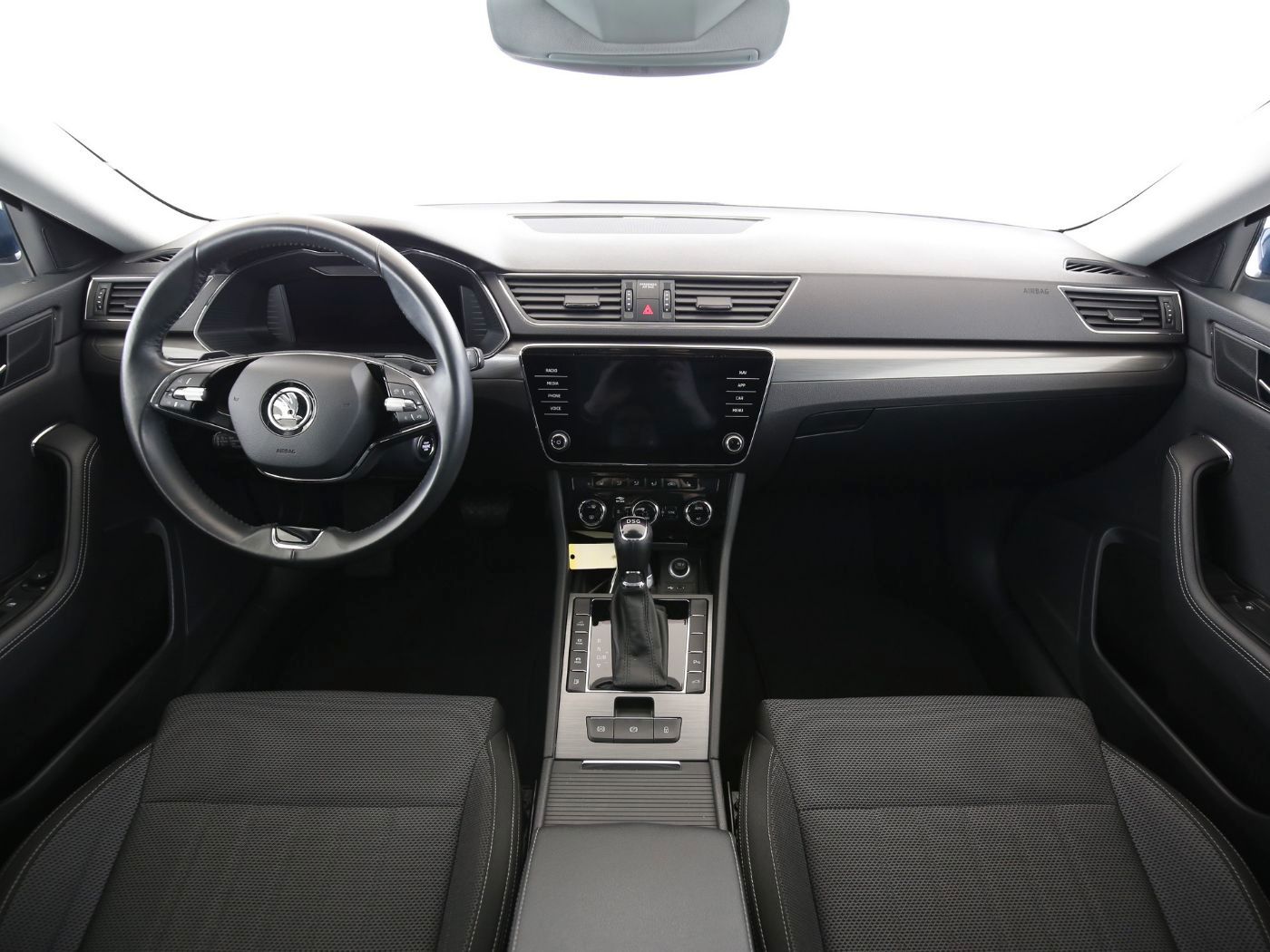 Fahrzeugabbildung SKODA Superb Combi 1.4 TSI Style iV Standhzg|ACC|LED