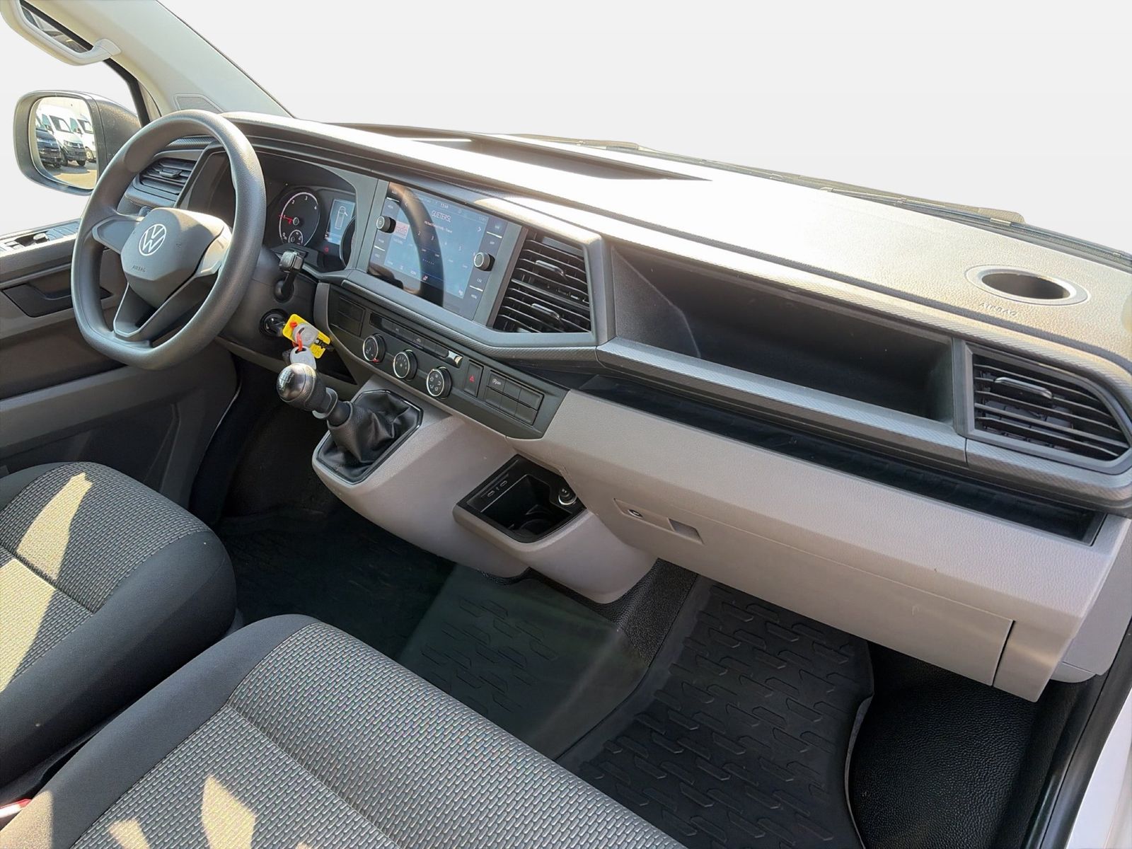 Fahrzeugabbildung Volkswagen T6.1 Transporter 2.0 TDI Kasten CarPlay|AHK