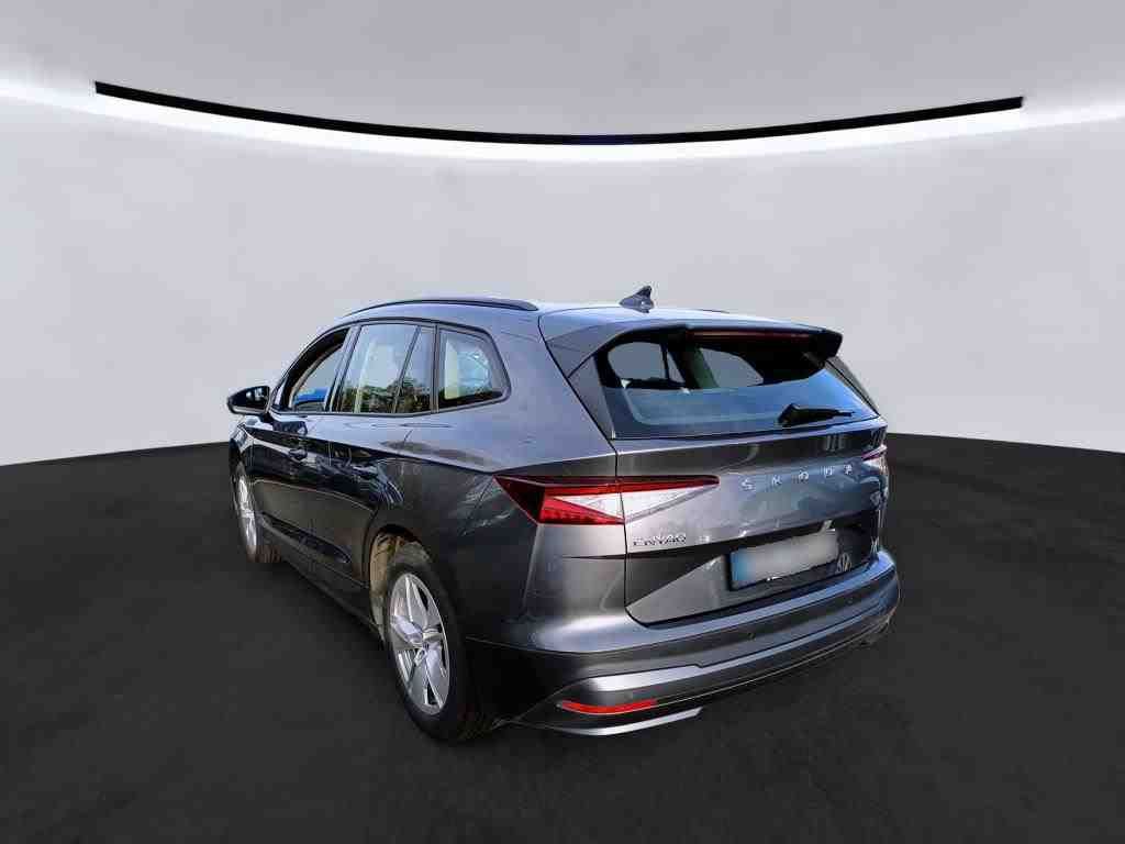 Fahrzeugabbildung SKODA Enyaq 50 Loft LED|VirtualCP|KlimaA|LaneAss|PDC