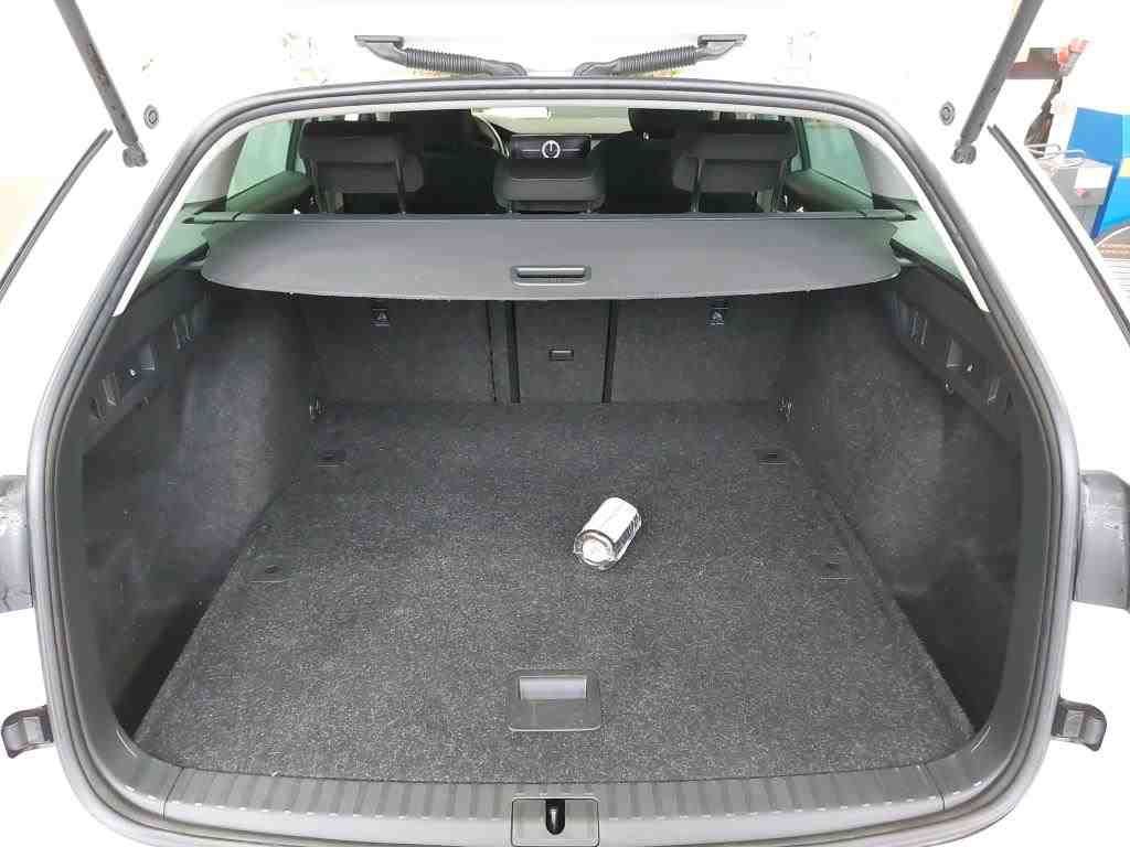 Fahrzeug autohaus mense Fahrzeugabbildung SKODA Octavia Combi 2.0 TDI Style HUD|ACC|LED|Navi|PDC