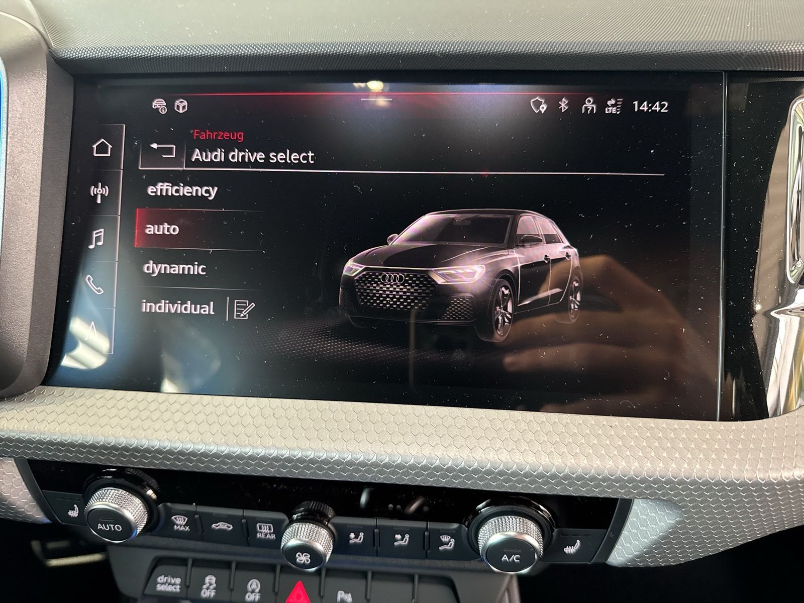 Fahrzeugabbildung Audi A1 Sportback S line 40TFSI S tronic |ACC|SpurH