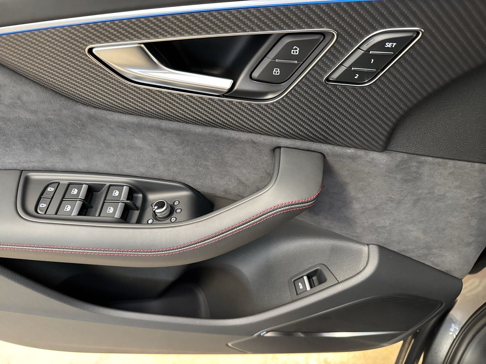 Fahrzeugabbildung Audi Q7 SUV S line 50 TDI quattro 210 kW tiptronic