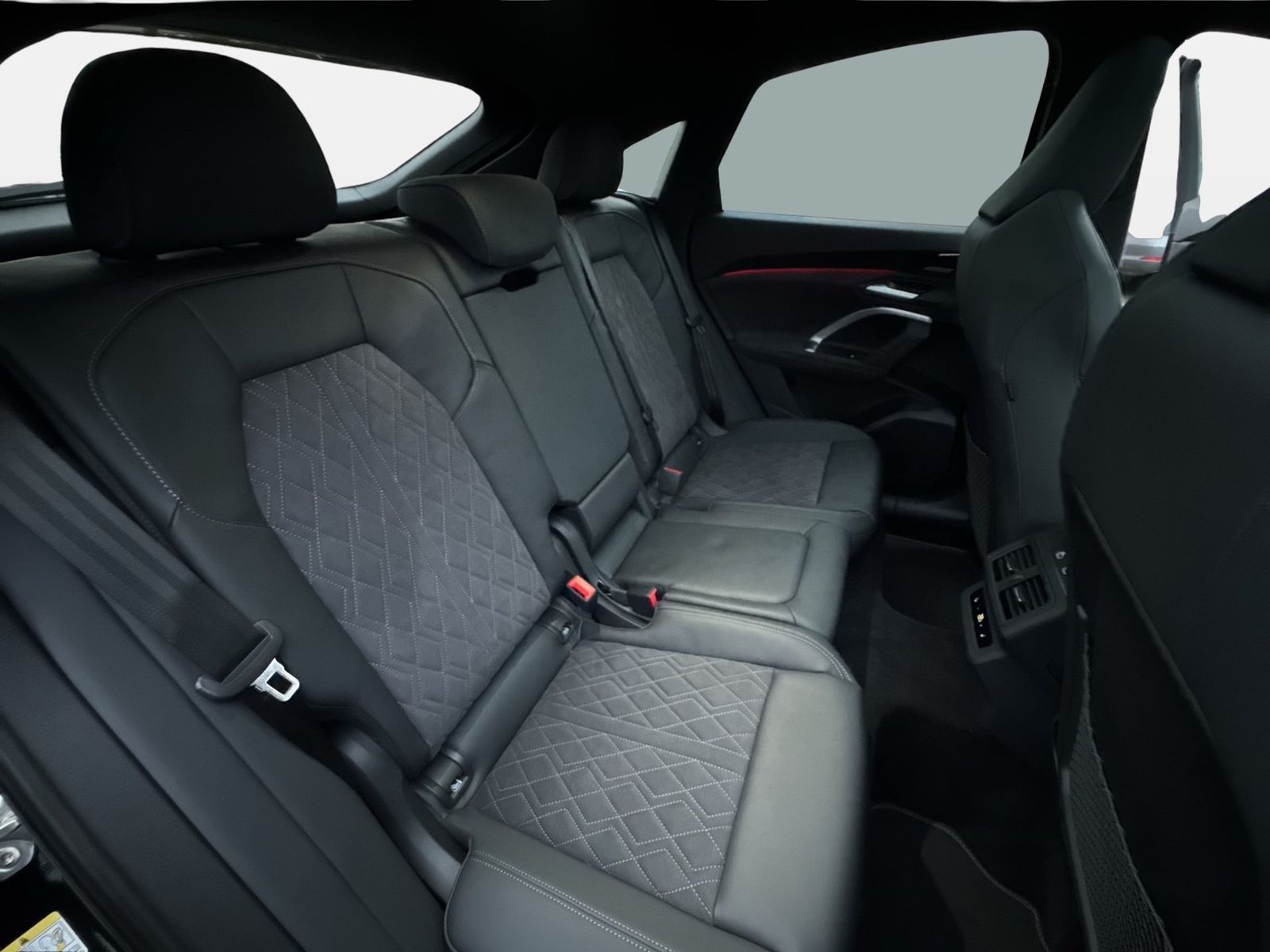 Fahrzeugabbildung Audi Q5 Sportback 40TDI Edition One B&O|AHK|Tech pro