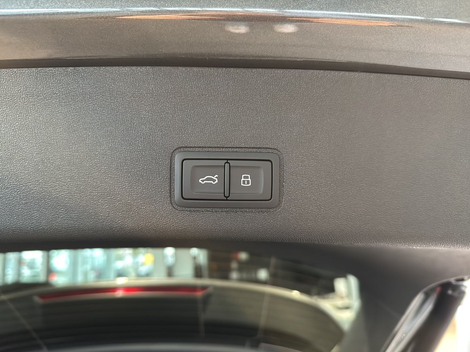 Fahrzeugabbildung Audi Q3 SUV TFSI 195 kW S tronic DigiMatrix|Sonos|Pan