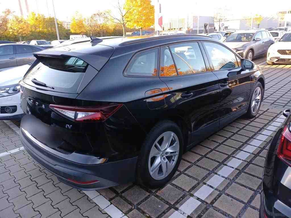 Fahrzeugabbildung SKODA Enyaq 50 Loft LED|VirtualCP|KlimaA|LaneAss|PDC
