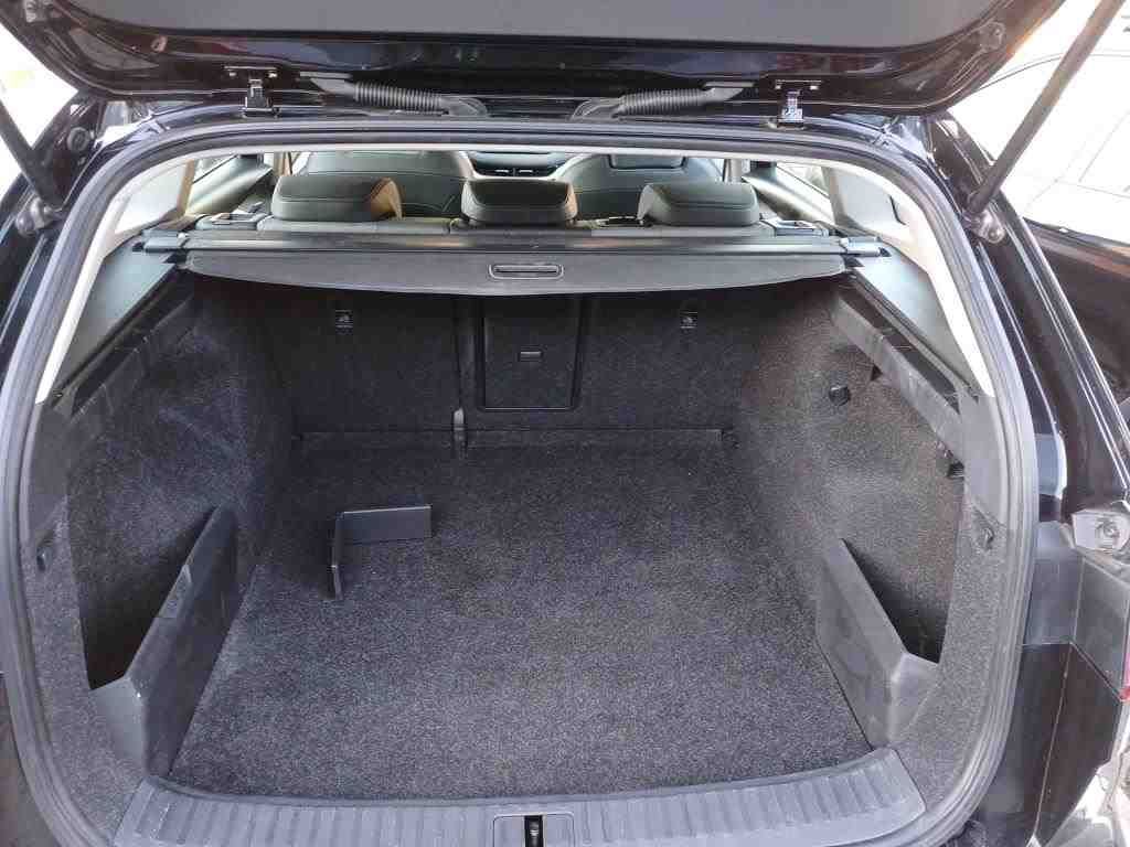 Fahrzeugabbildung SKODA Enyaq 50 Loft LED|VirtualCP|KlimaA|LaneAss|PDC