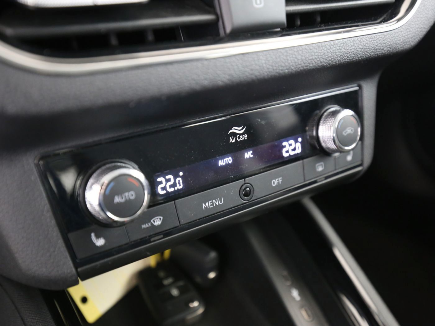 Fahrzeugabbildung SKODA Kamiq 1.0 TSI Style LED|Navi|VirtualCP|Kamera|LM