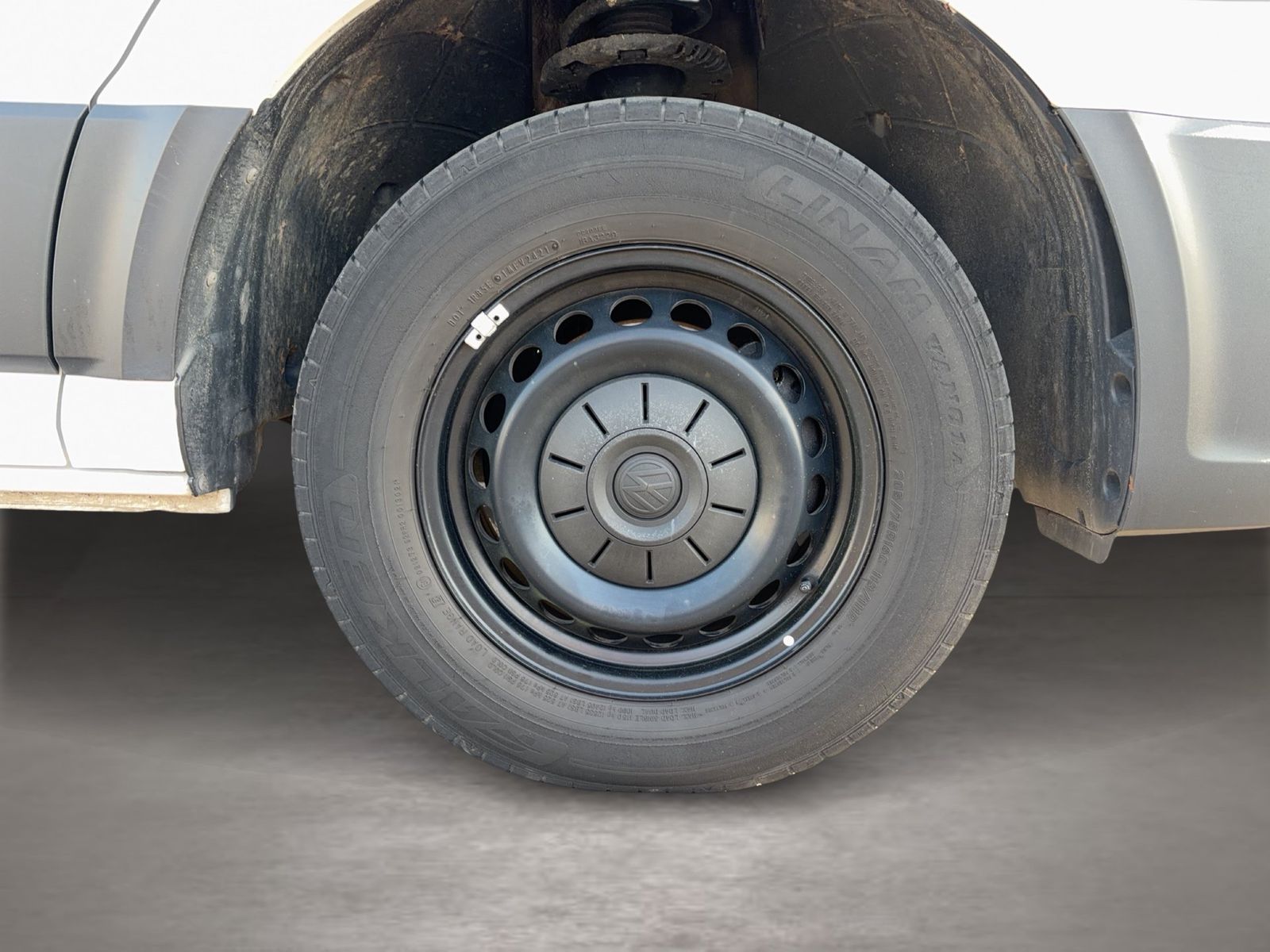 Fahrzeugabbildung Volkswagen Crafter 35 2.0 TDI Kasten FWD mittellang Hochdac