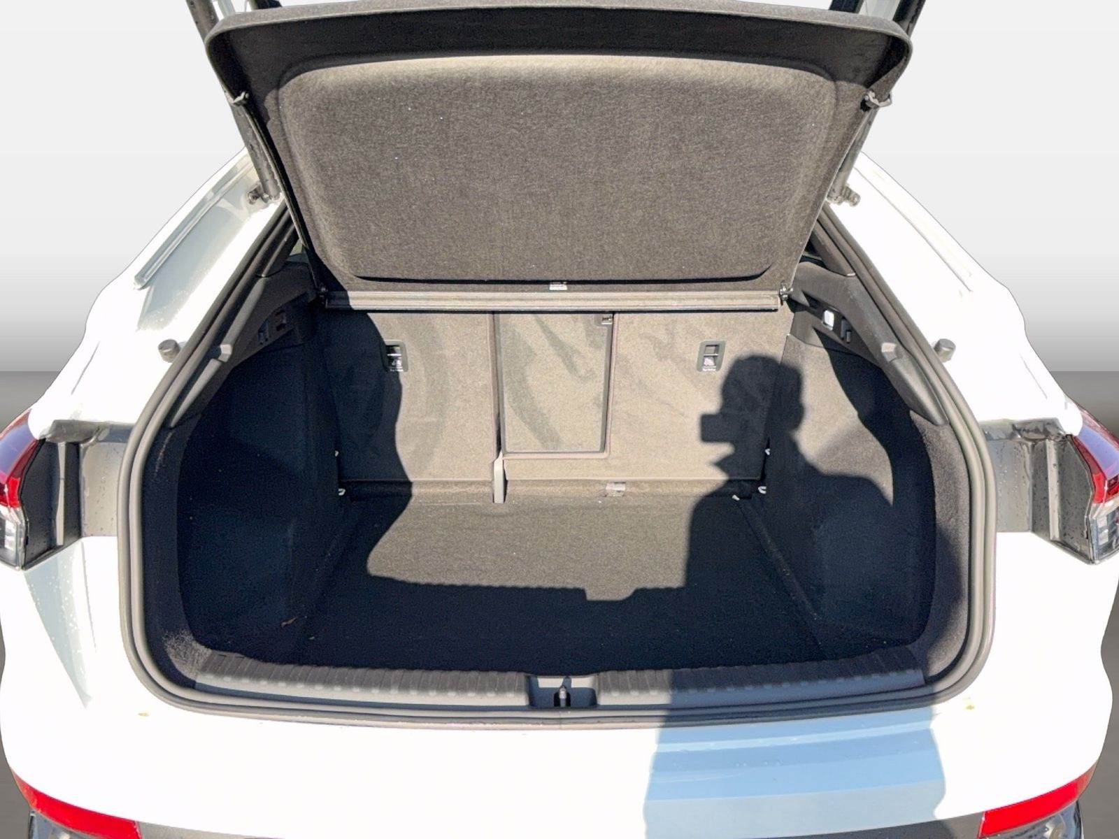 Fahrzeug autohaus mense Fahrzeugabbildung Audi Q4 Sportback e-tron 40 S line Matrix|Pano|ACC|LM