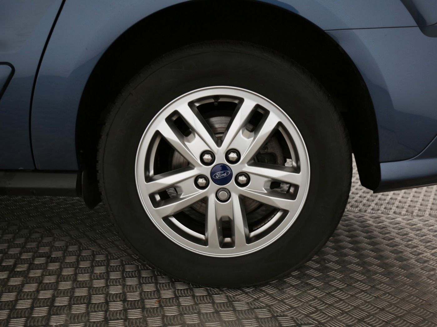 Fahrzeug autohaus mense Fahrzeugabbildung Ford Tourneo Connect 1.5 TDCi/EcoBlue Grand Titanium