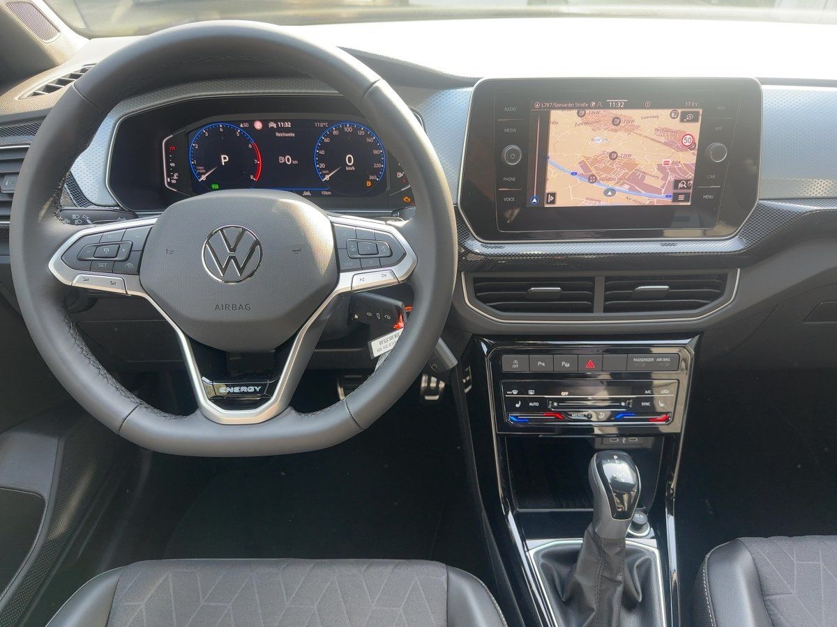 Fahrzeugabbildung Volkswagen T-Cross 1.0 TSI DSG Energy AHK Navi Ganzjahresr.