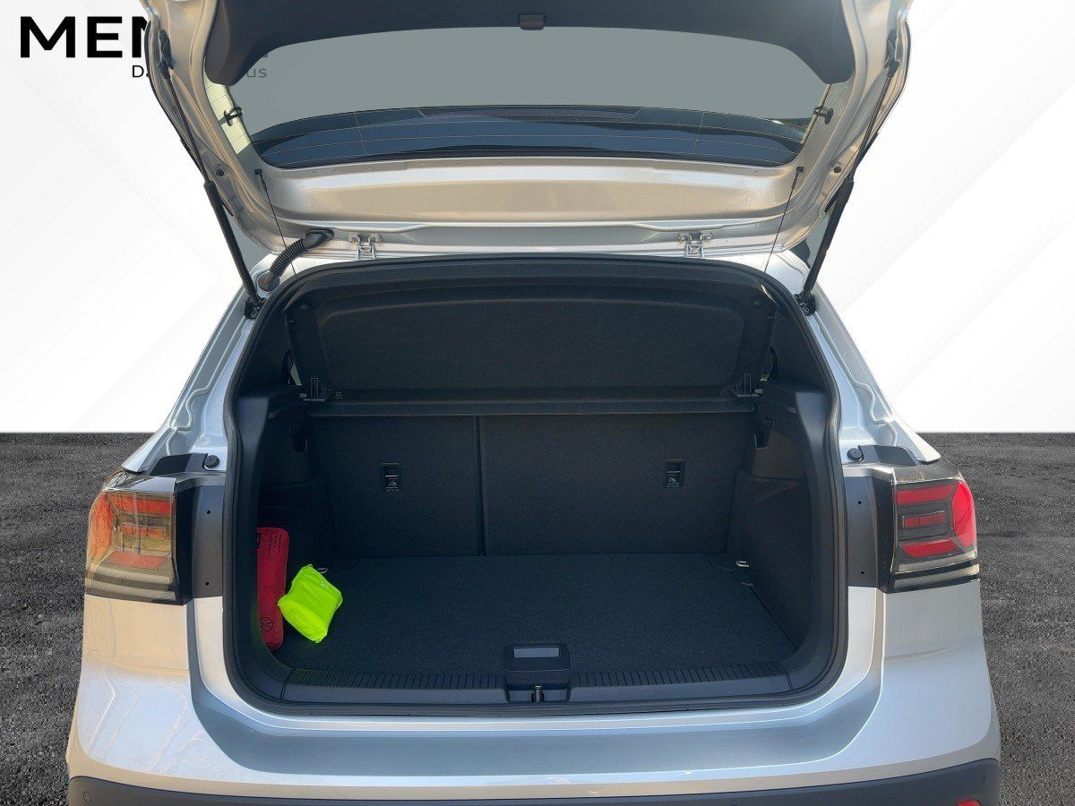 Fahrzeugabbildung Volkswagen T-Cross 1.0 TSI DSG Energy AHK Navi Ganzjahresr.