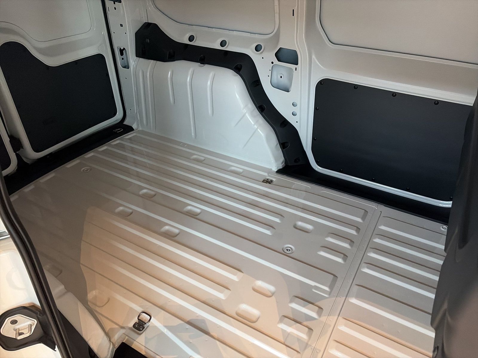 Fahrzeugabbildung Volkswagen NFZ Caddy Cargo Maxi 2.0 l TDI 75 kW 6-Gang
