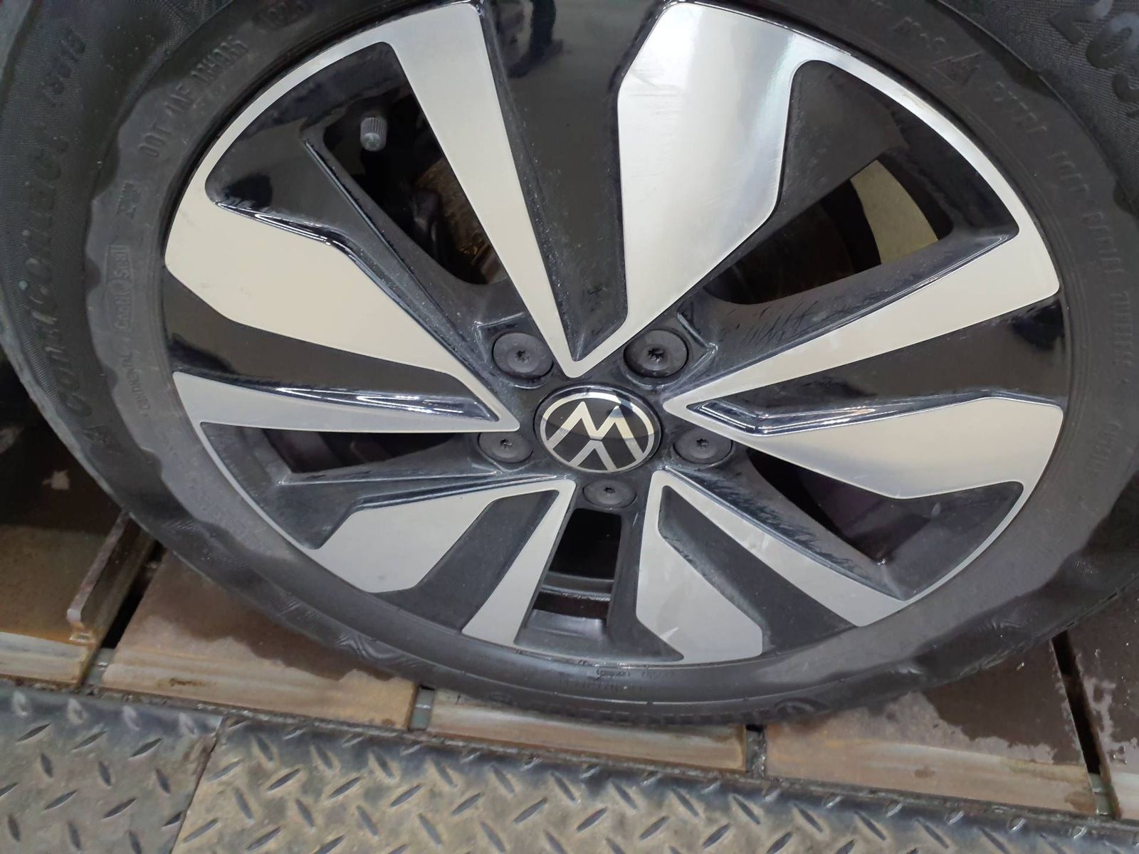 Fahrzeugabbildung Volkswagen Touran 1.5 TSI DSG Goal IQ.Light|CarPlay|AHK|ACC