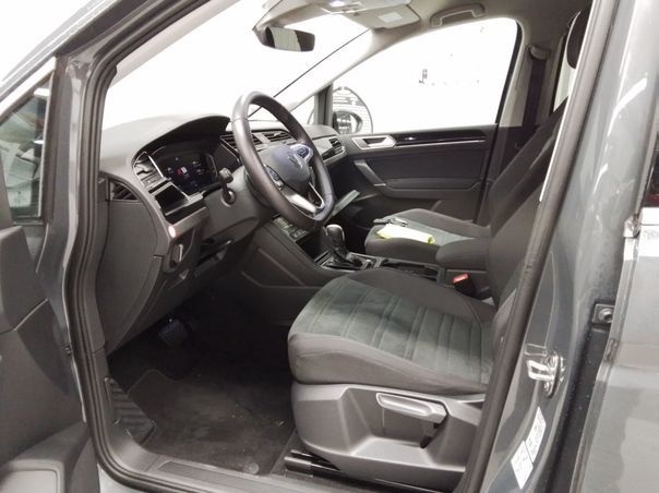 Fahrzeugabbildung Volkswagen Touran 2.0 TDI DSG Highline CarPlay|AHK|ACC|LED