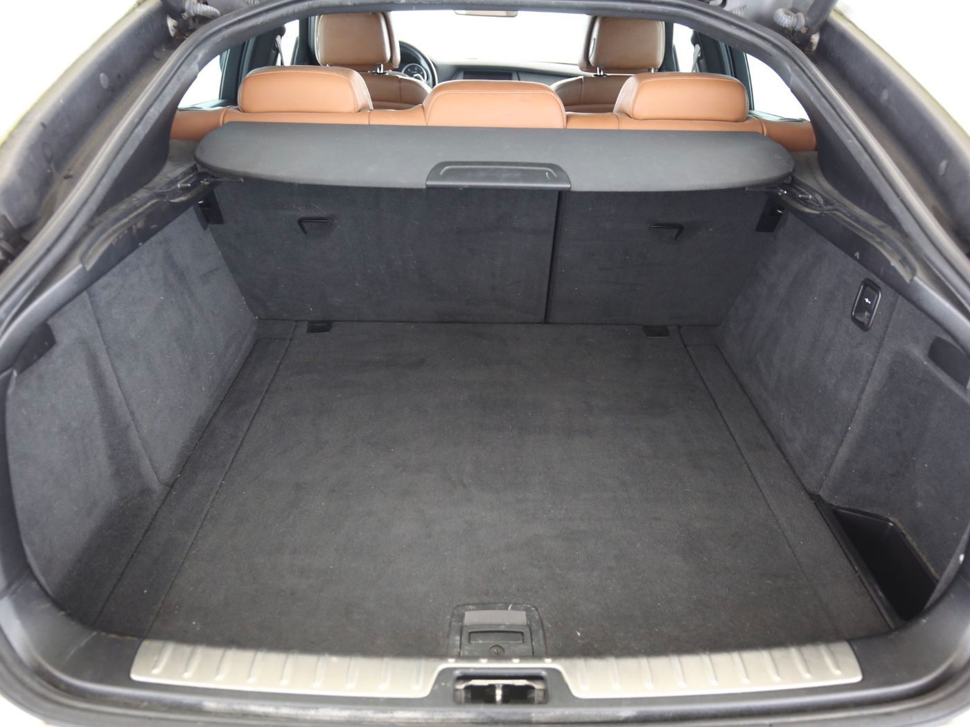 Fahrzeugabbildung BMW X6 xDrive40d HUD|Standhzg|LED|Navi|SoftClose|PDC