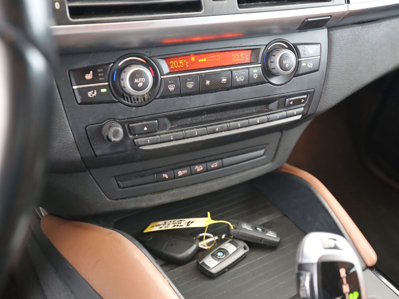 Fahrzeugabbildung BMW X6 xDrive40d HUD|Standhzg|LED|Navi|SoftClose|PDC