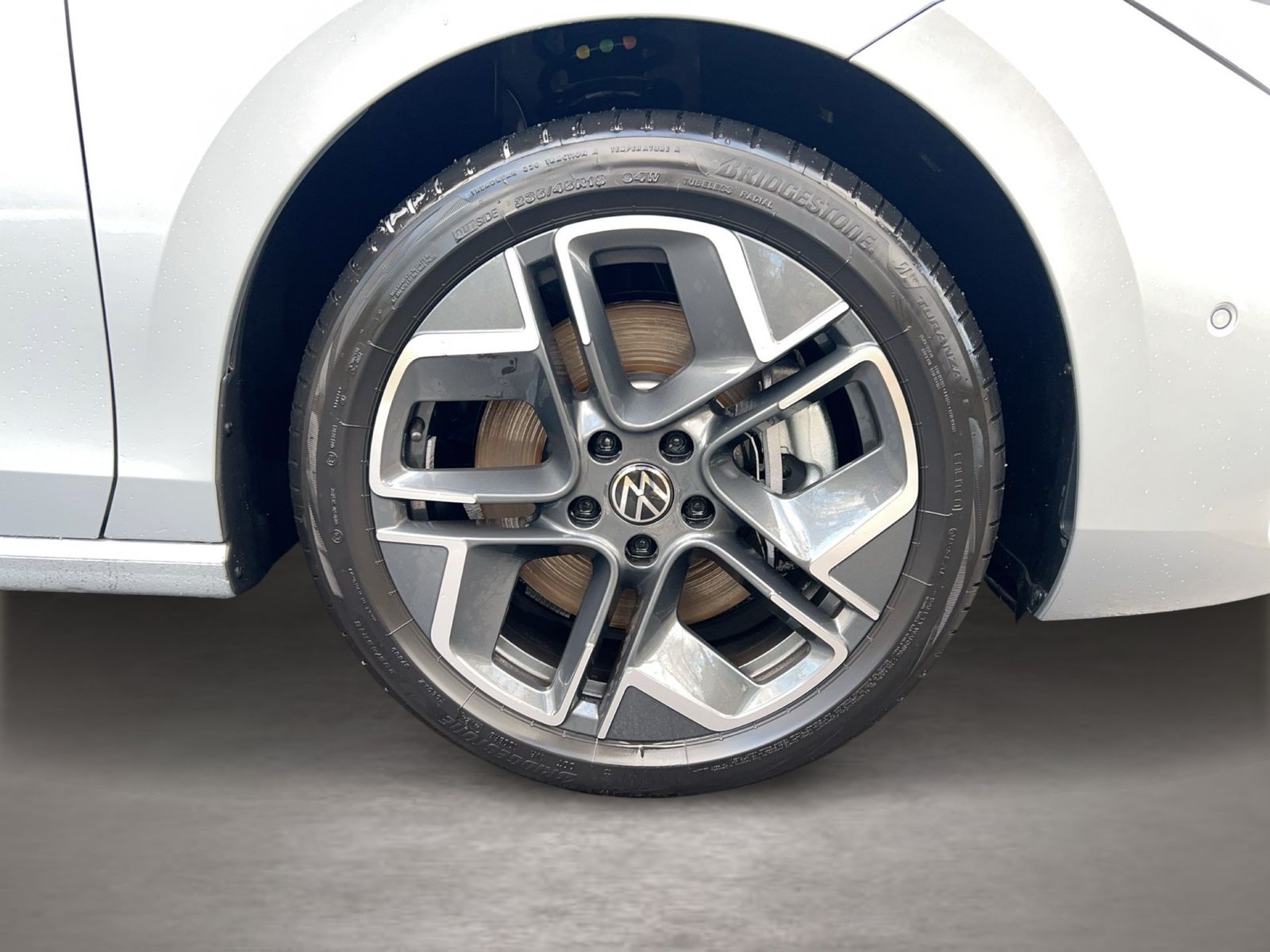 Fahrzeug autohaus mense Fahrzeugabbildung Volkswagen Passat Variant 1.5 TSI eHybrid IQ.Light|Matrix