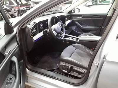 Fahrzeugabbildung Volkswagen Passat Variant 1.5 TSI eHybrid CarPlay|AHK|HUD