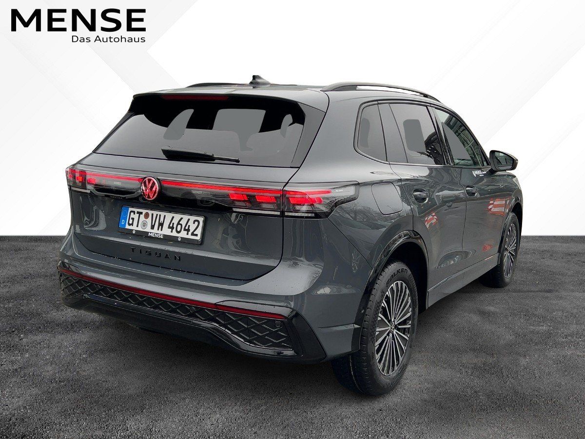 Fahrzeugabbildung Volkswagen Tiguan TDI 4M R-Line AHK BlackStyle Leder Nav 36
