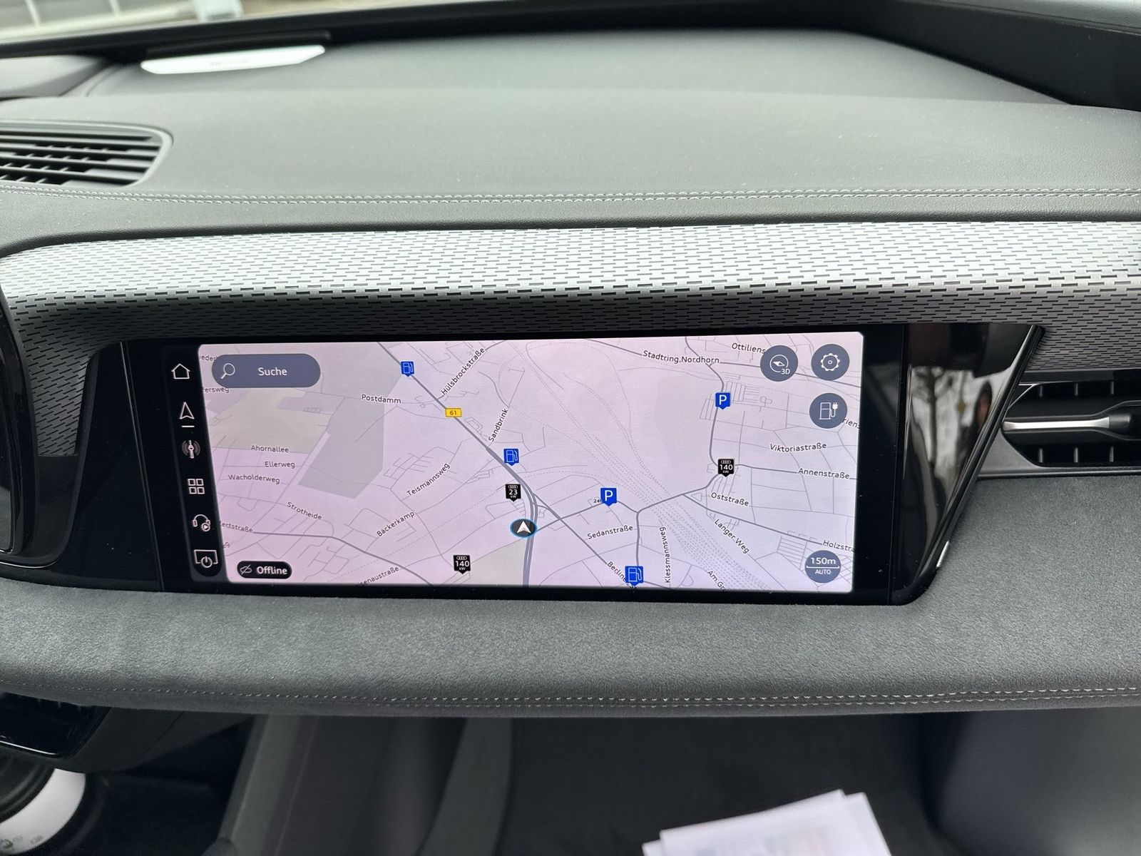 Fahrzeugabbildung Audi A6 e-tron Avant quattro S line business Matrix